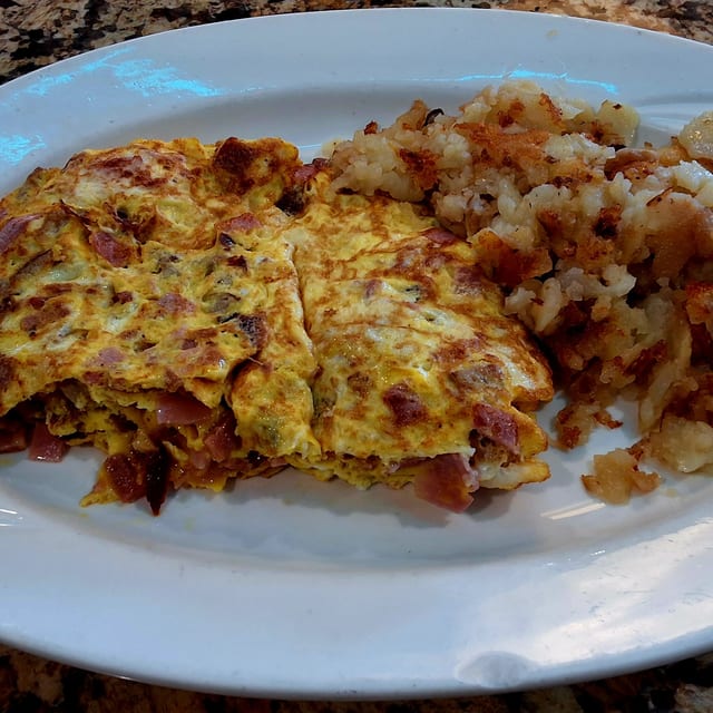 Meat Lover's Omellette.
