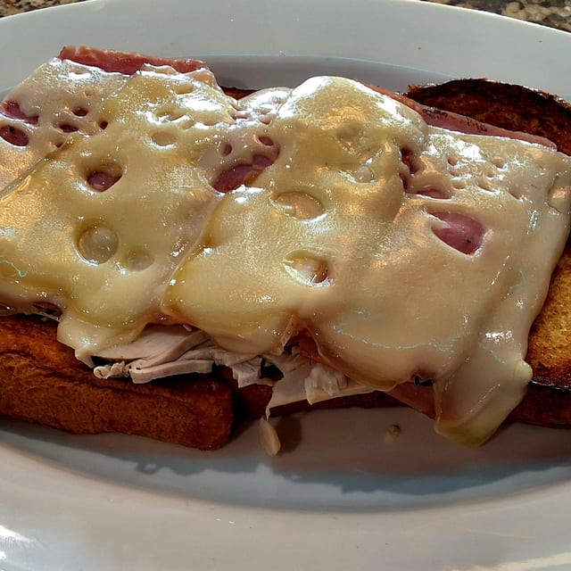 Monte Cristo Sandwich.